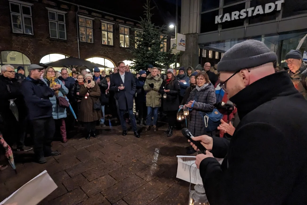 Menschen auf einem Platz