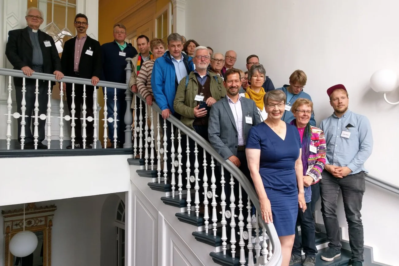 Theolog:innen aus dem Baltikum und aus Norddeutschland in der Schweriner Bischofskanzlei