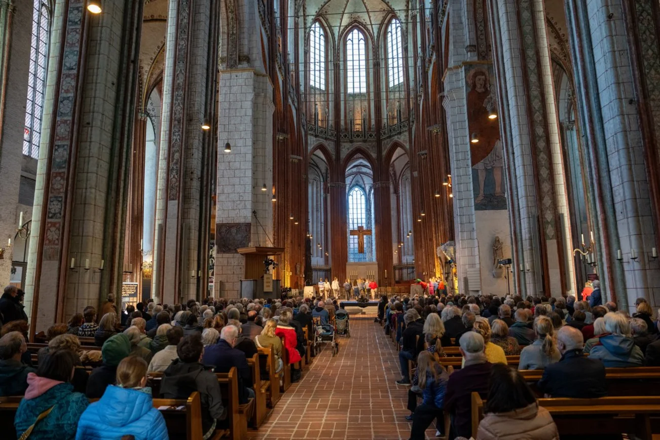 Blick in einer Kirche