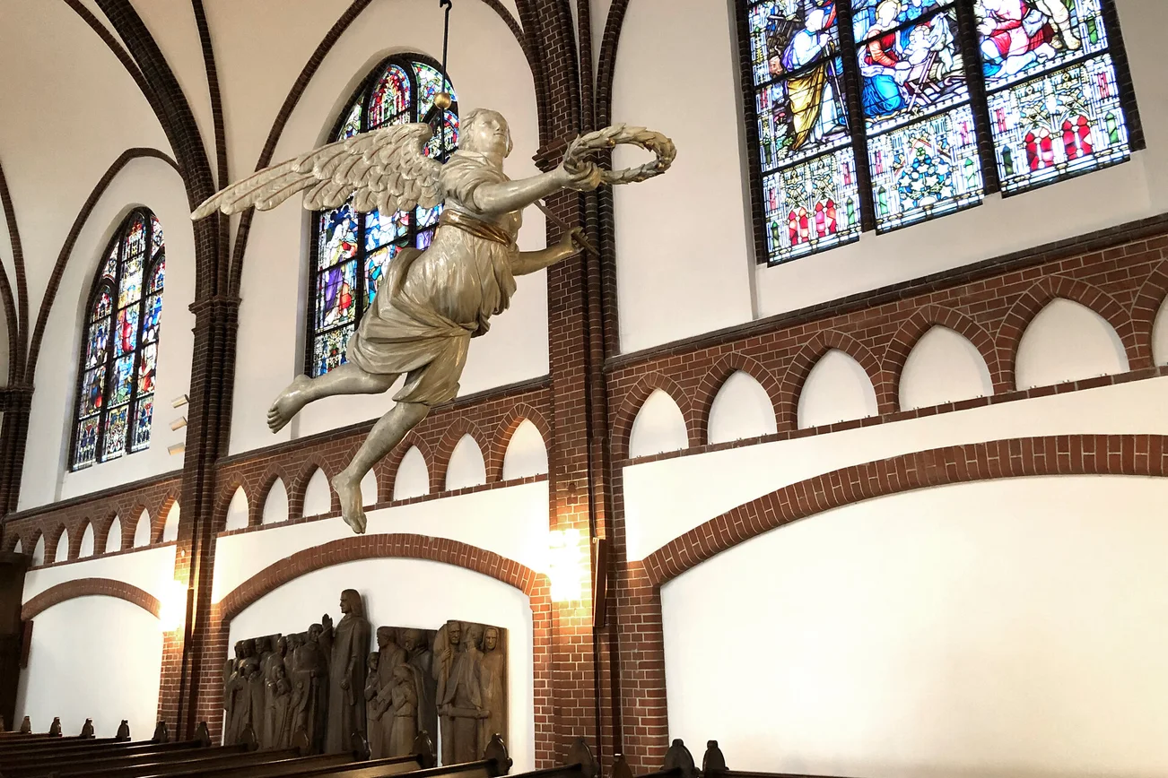 Taufengel in der St.-Lorenz-Kirche