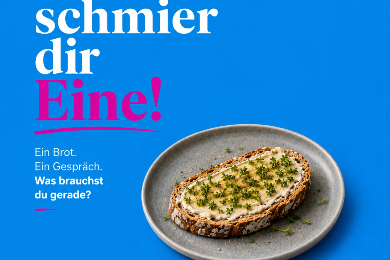 Ein geschmiertes Butterbrot mit Kresse