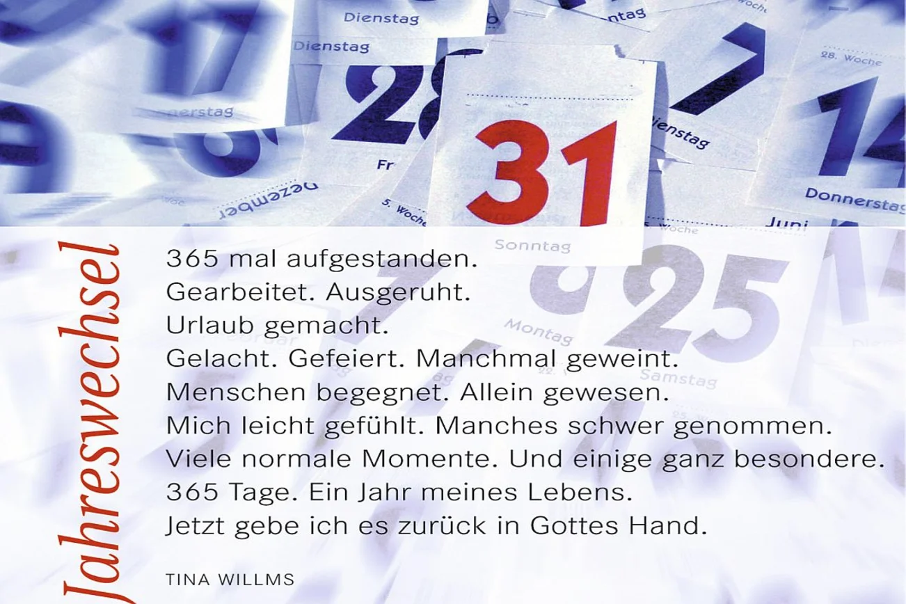 Abgerissene Kalenderblätter und die Zahl 31 ist rot.