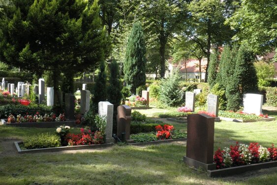 Grabstätten auf dem Fridhof - Copyright: Simone Tepelmann