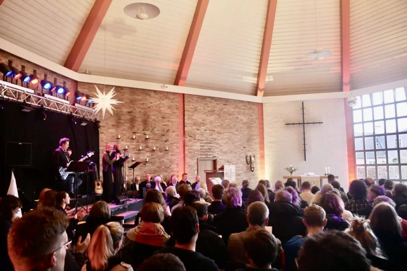 Blick in eine Kirche