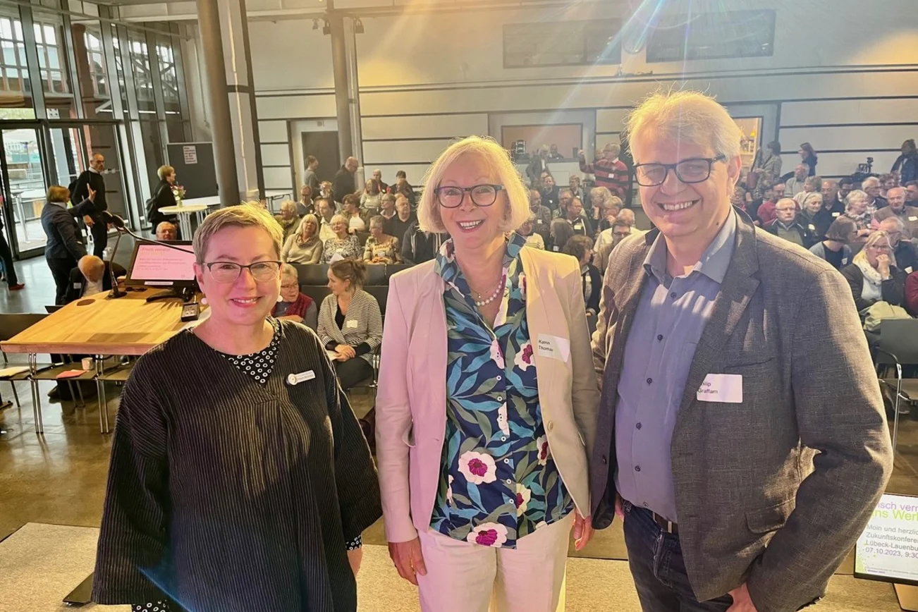 Personen bei der Zukunftskonferenz