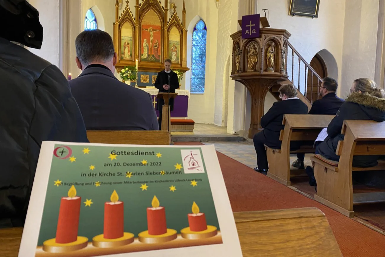 Blick in eine Kirche