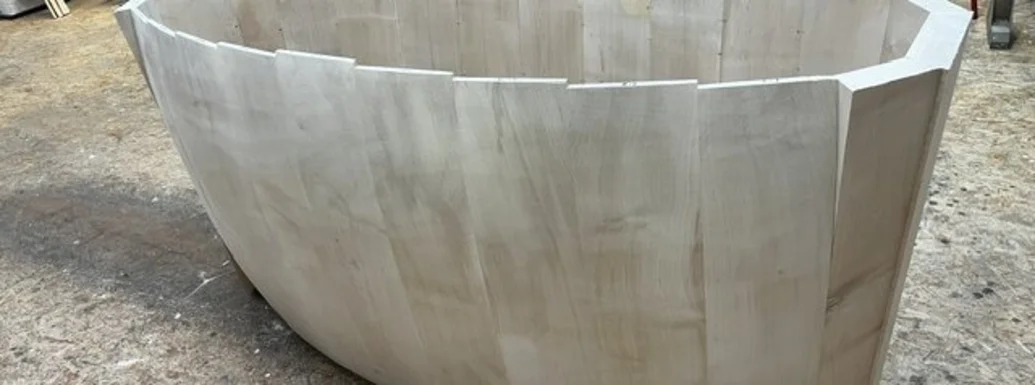 Bau des Altars