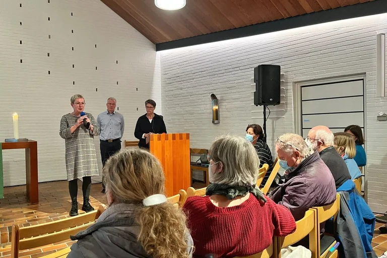 Blick in die Kirche St. Augustinus in Lübeck während der Info-Veranstaltung
