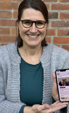 Eine Frau mit einem Smartphone